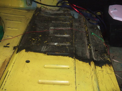 seat box 16-08-12 002.jpg
