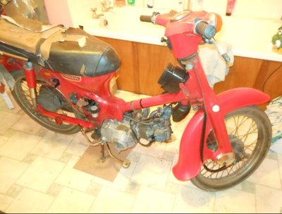 c90red.JPG