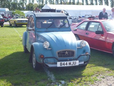 2CV2.jpg